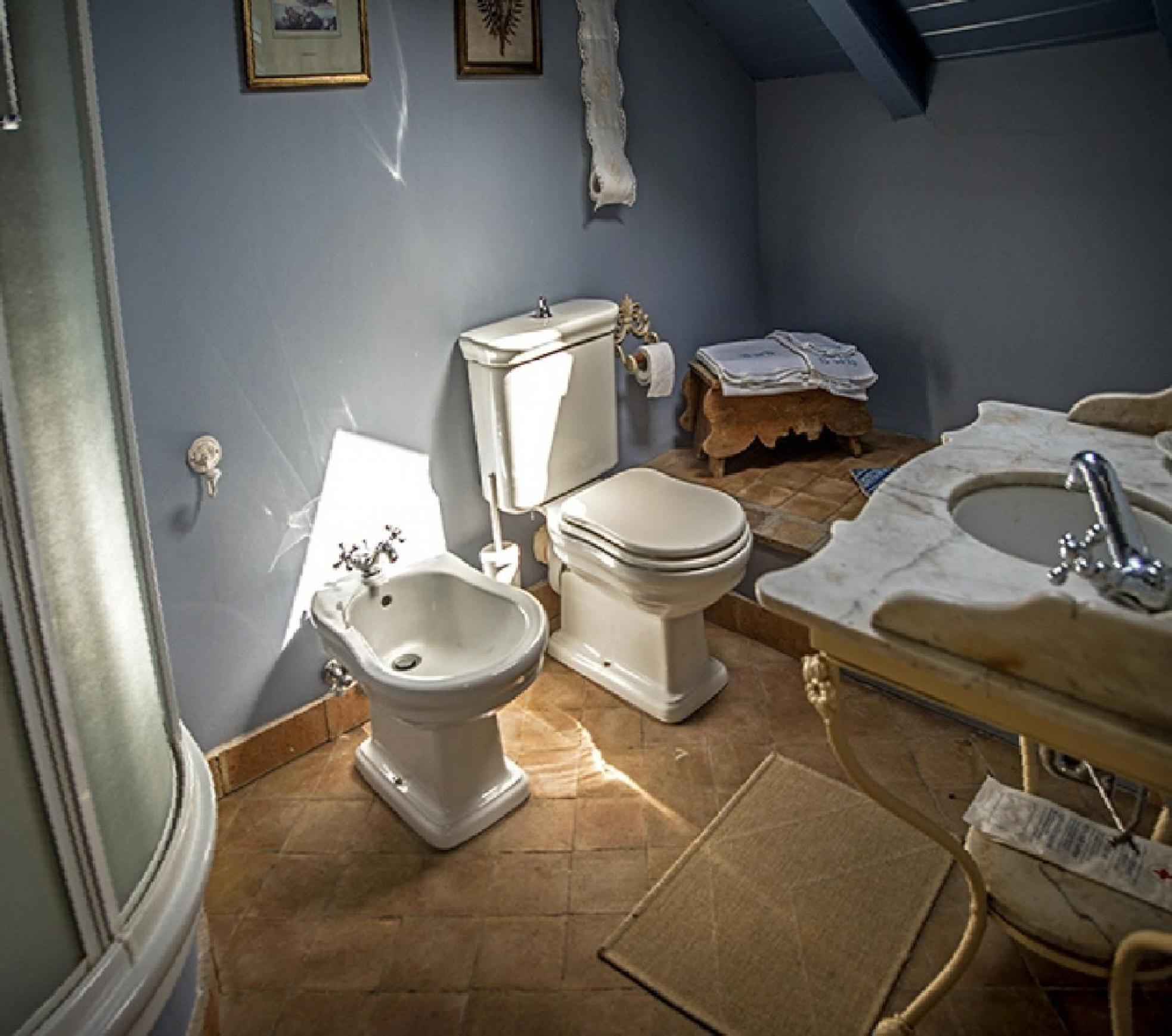 Relais De Charme - B&B Short Lets La Casa Di Francesca Sant'Agata Li Battiati Rum bild
