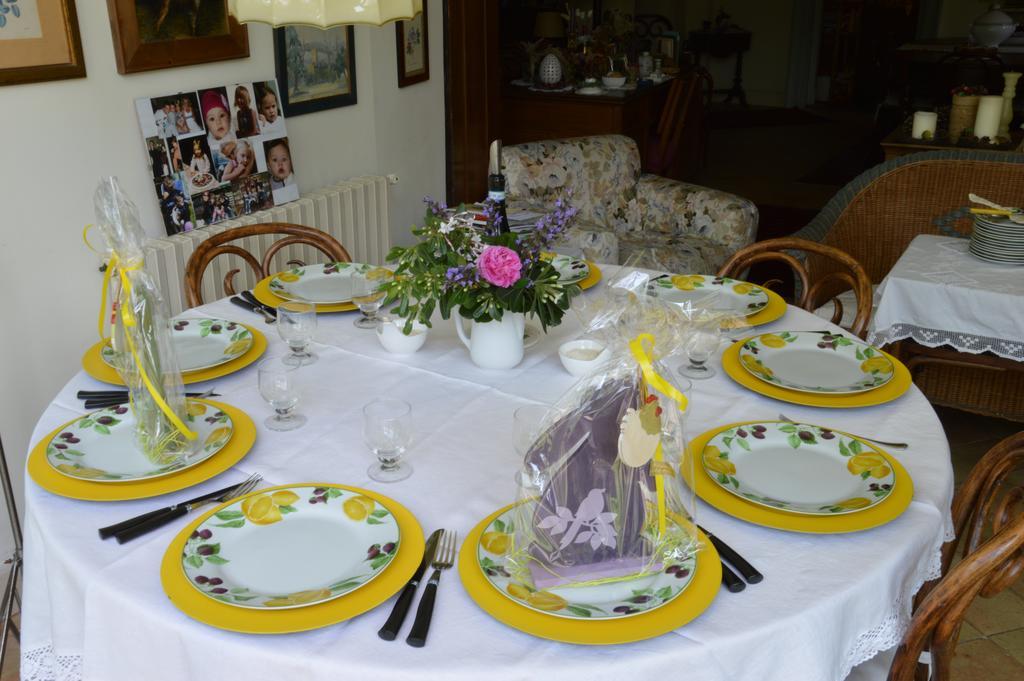 Relais De Charme - B&B Short Lets La Casa Di Francesca Sant'Agata Li Battiati Exteriör bild